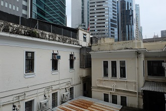 维修前 - 保良局主楼